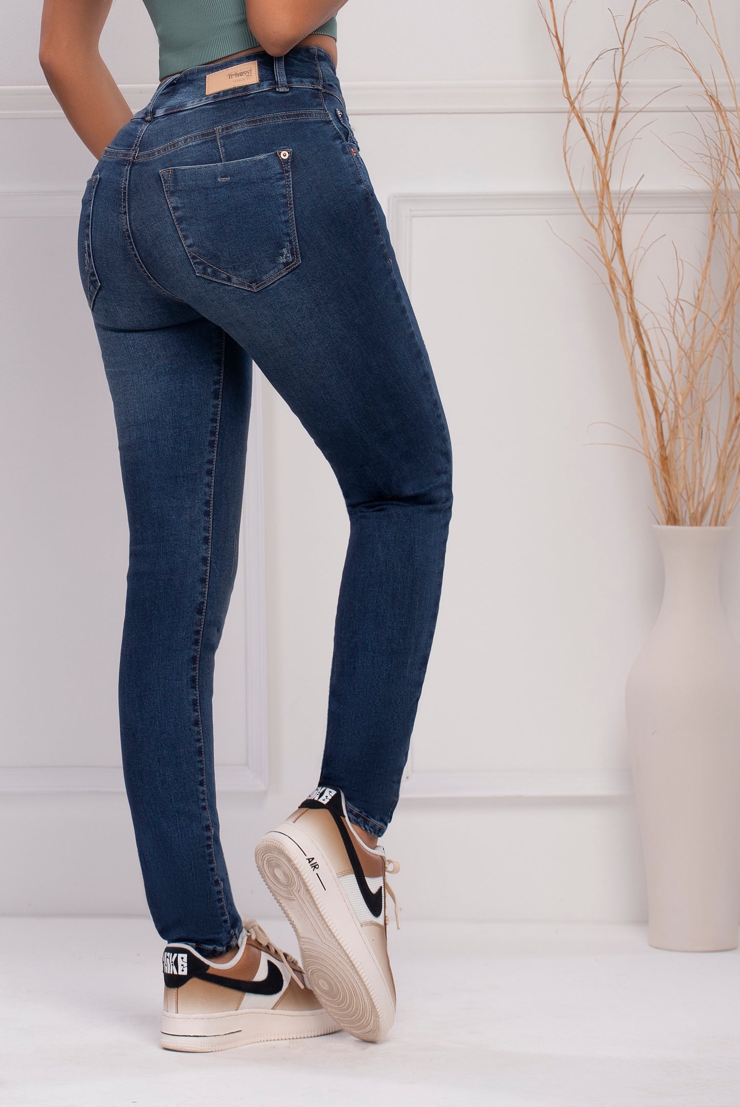 Burleigh  Push Up Jeans - Hight Waisted - Mid Blue